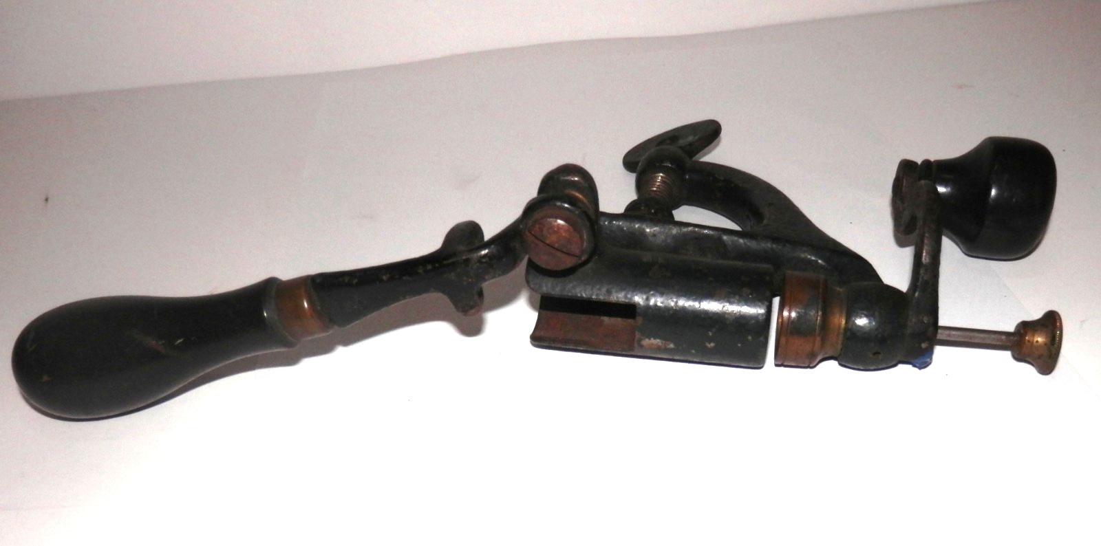 Antique Gun Shot Shell Crimper Tool