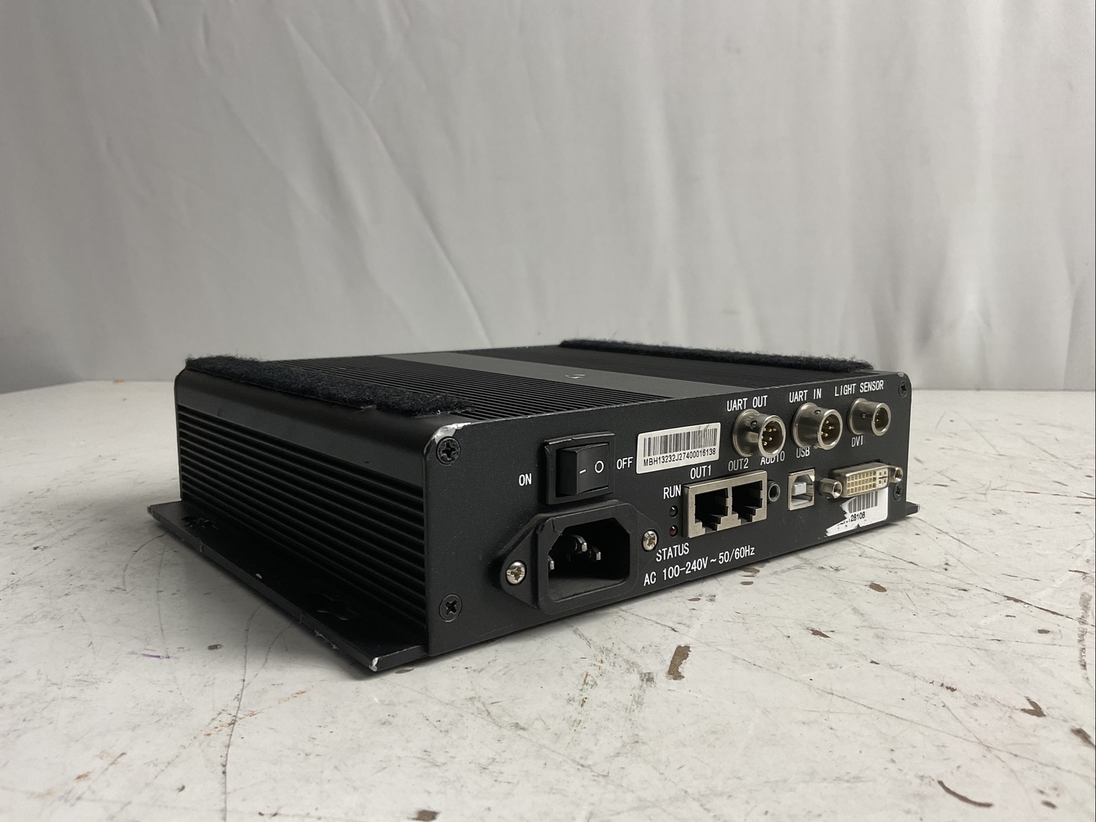 Unilumin-Novastar SD300E LED display controller