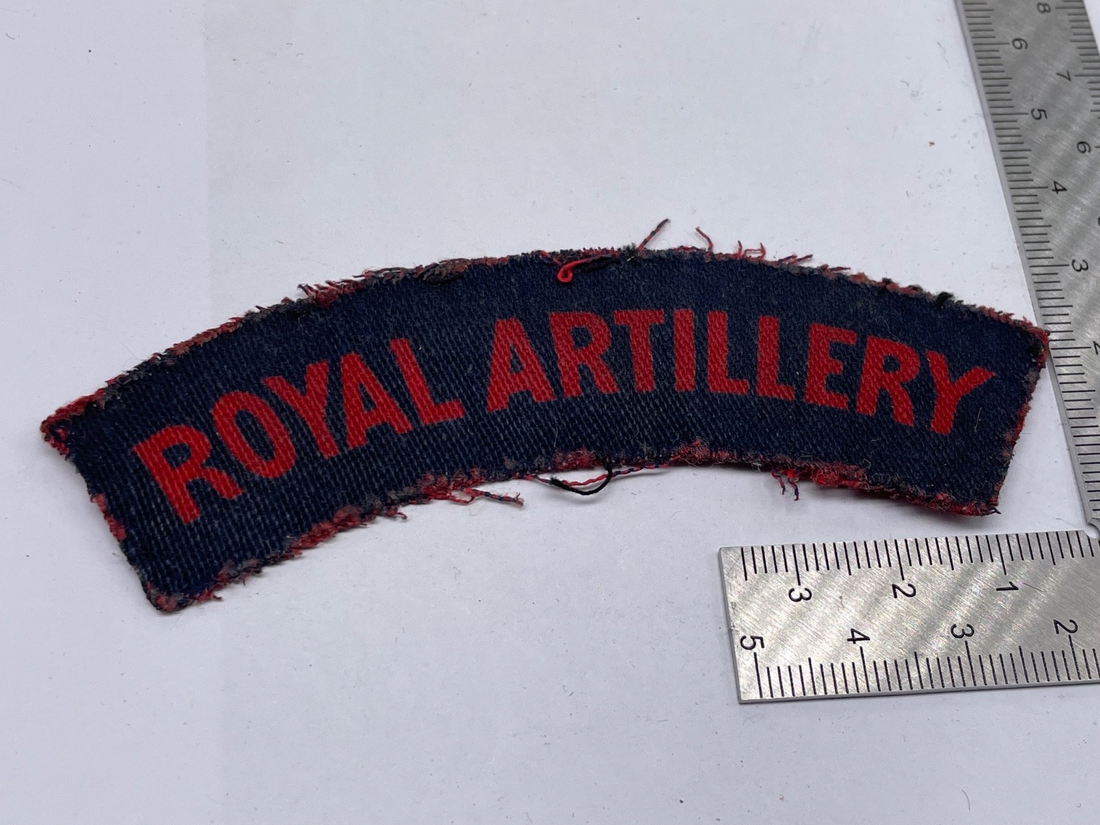Royal Artillery WW2 British Army Printed Shoulder Title - Good Original