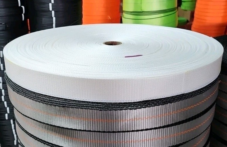 290' Roll of 1-23/32" White w/ Blue Edge Tie Down Webbing (one splice) NEW!