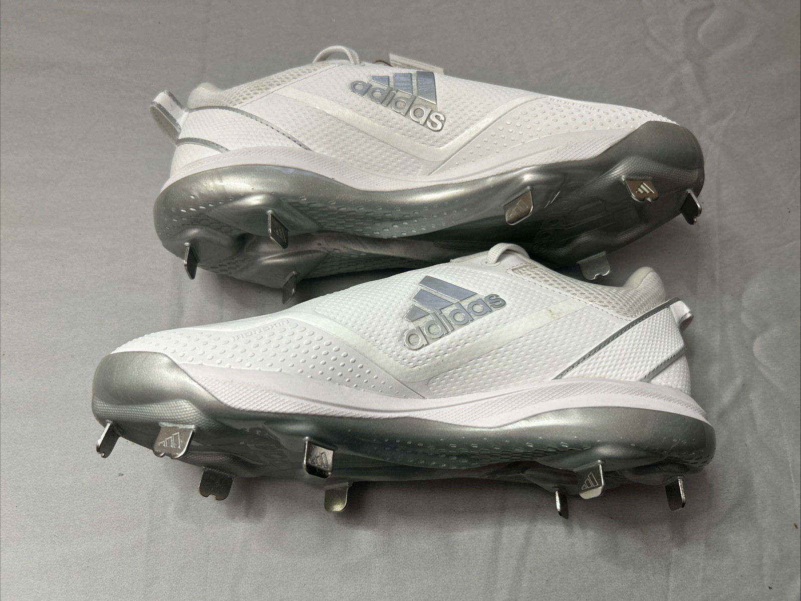 NEW MEN'S ADIDAS ICON 7 BASEBALL CLEATS SHOES SIZE 8. FZ1557