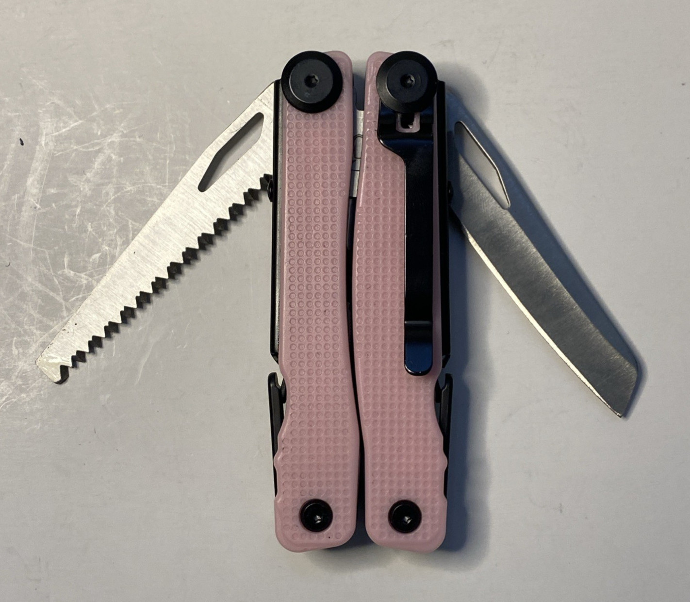SIUPRO Multi Tool Folding Pliers with Sheath Compact Utility Tool Pink