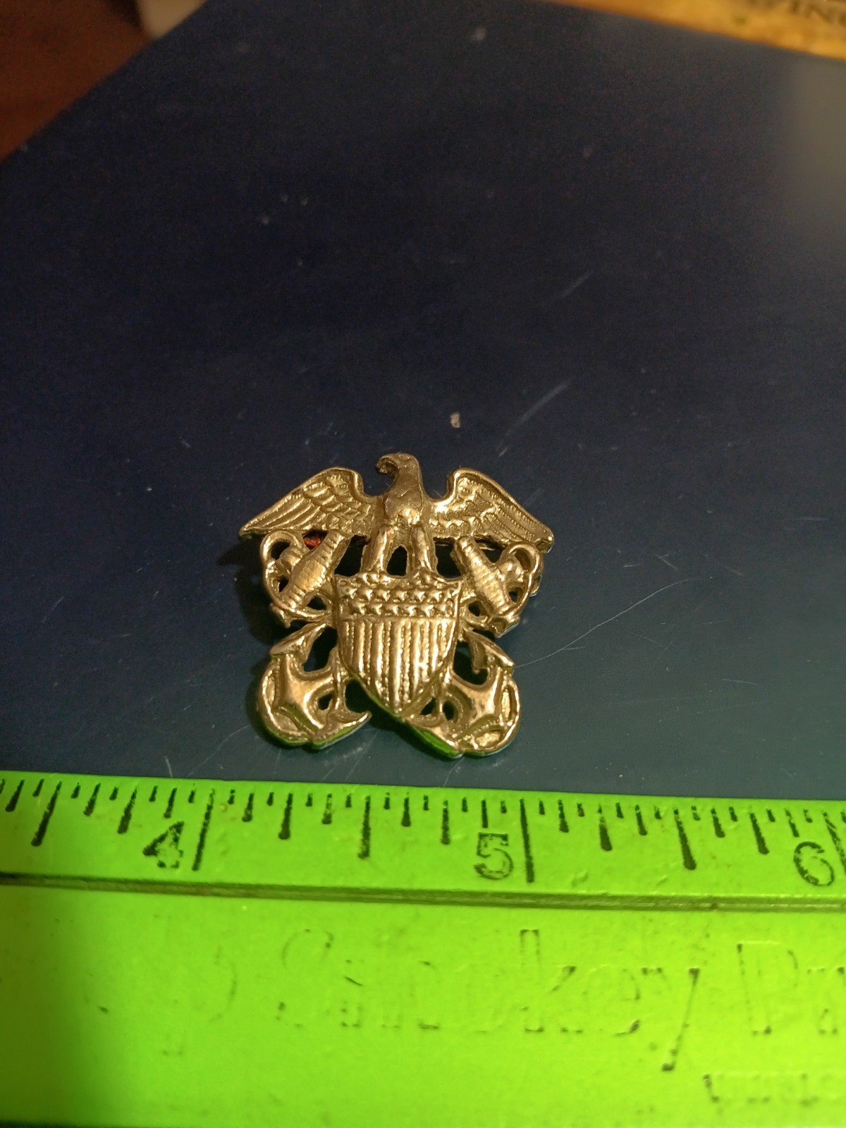 Hat / Lapel Pin- Navy Hat Badge- No Pin (25-1524)