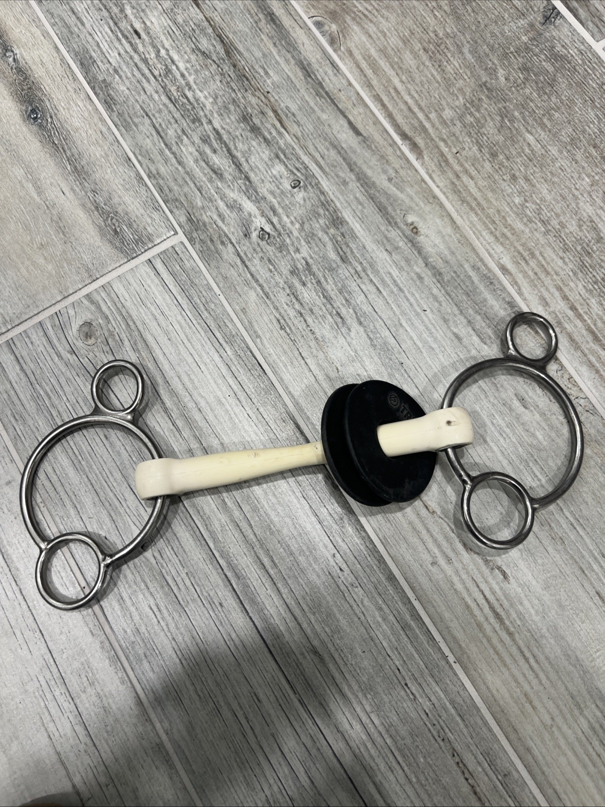 Trust Three Ring Elevator Bit With A Flexible, Mouthpiece, And Bit Cards