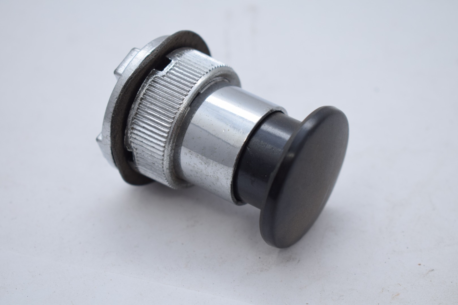 NEW Westinghouse OT1D1 PB Operator Black Mushroom Head Pushbutton