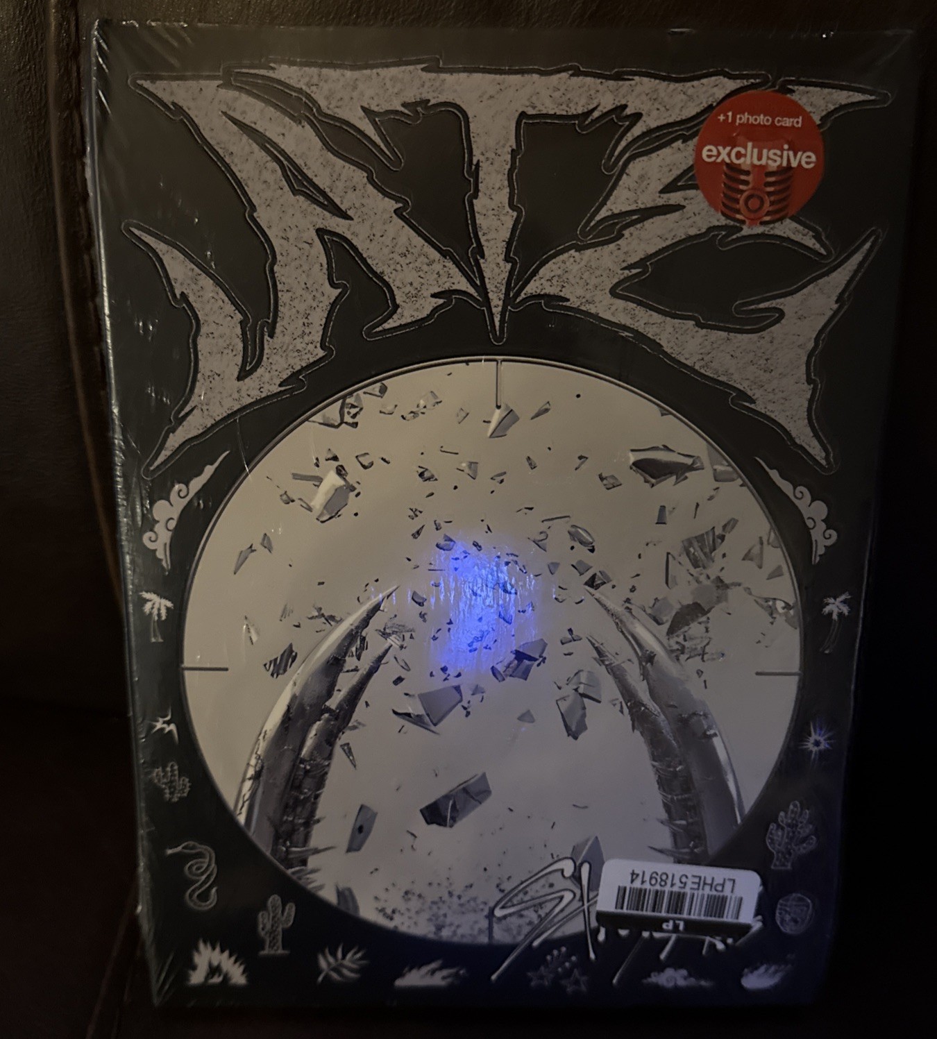 Brand New Stray Kids Ate CD Photobook Poster Bands Cards Stickers Set Sealed!