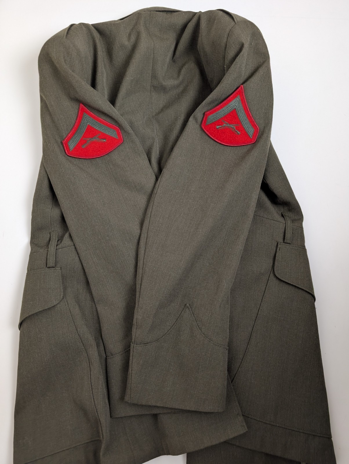 USMC Service Alpha Dress Coat Tunic 40S Corporal EGA Badges