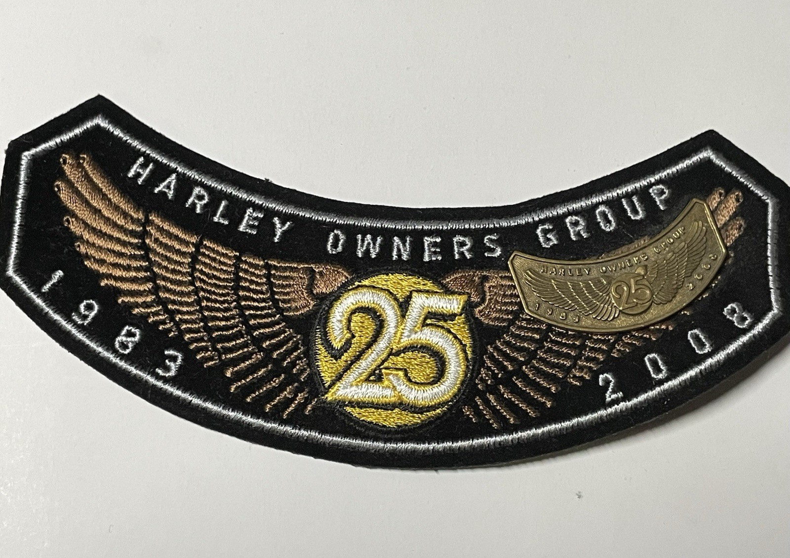 1983  2008 25 Years of HOG Harley Owners Group Member  Patch & Pin Set I38