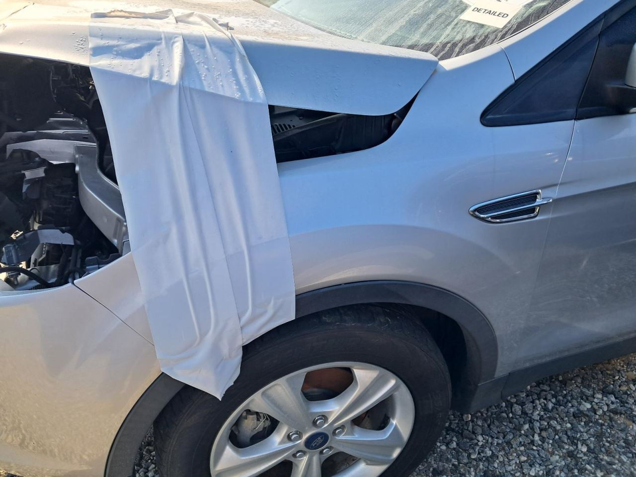 ESCAPE 2014 Glove Box 4789069