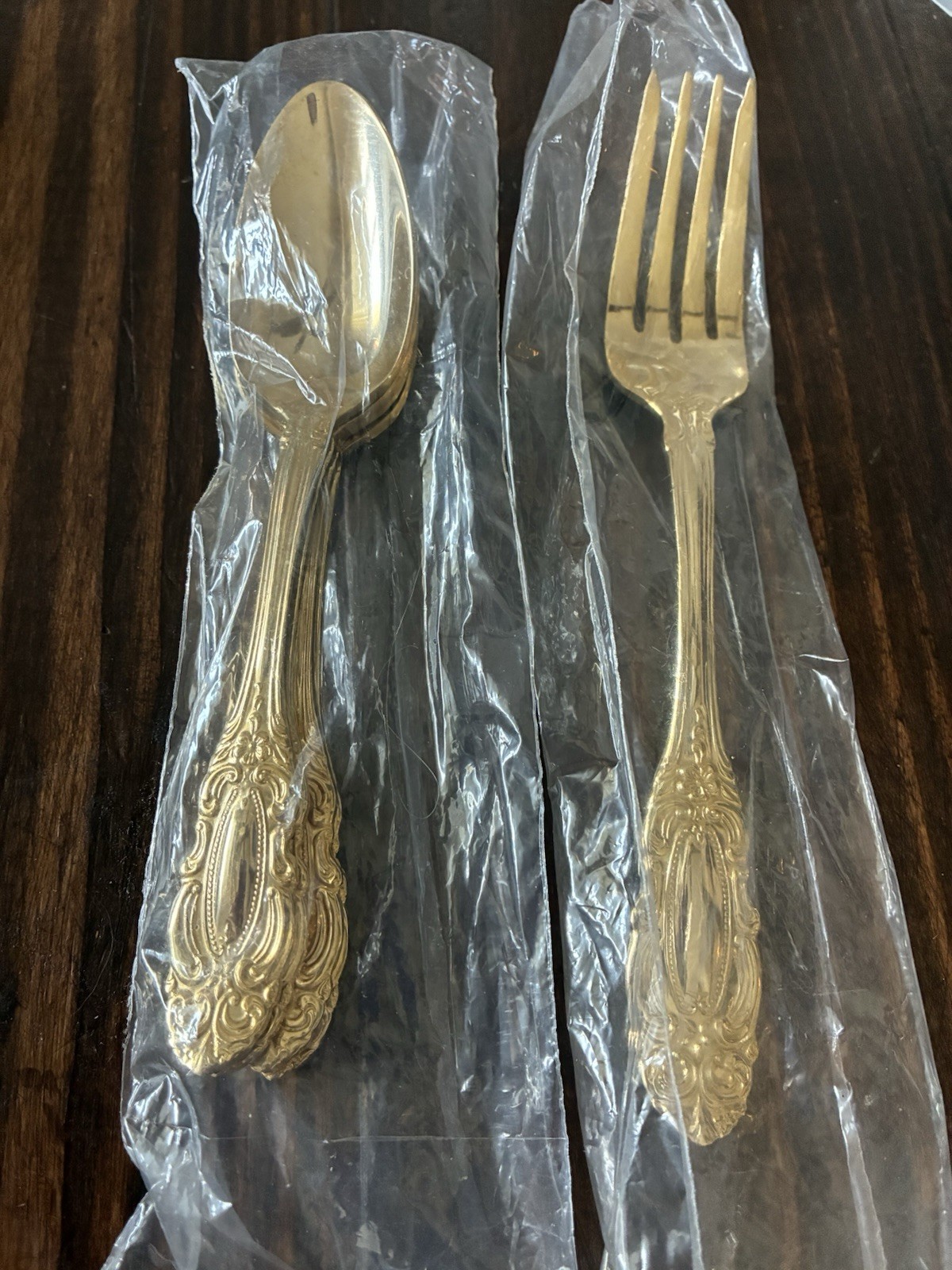 Korea Cutlery  Gold Plate Stainless Flatware 5 Pieces