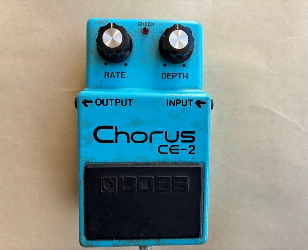 BOSS CE-2 Vintage Chorus Guitar Effects Pedal Used Silver Knob