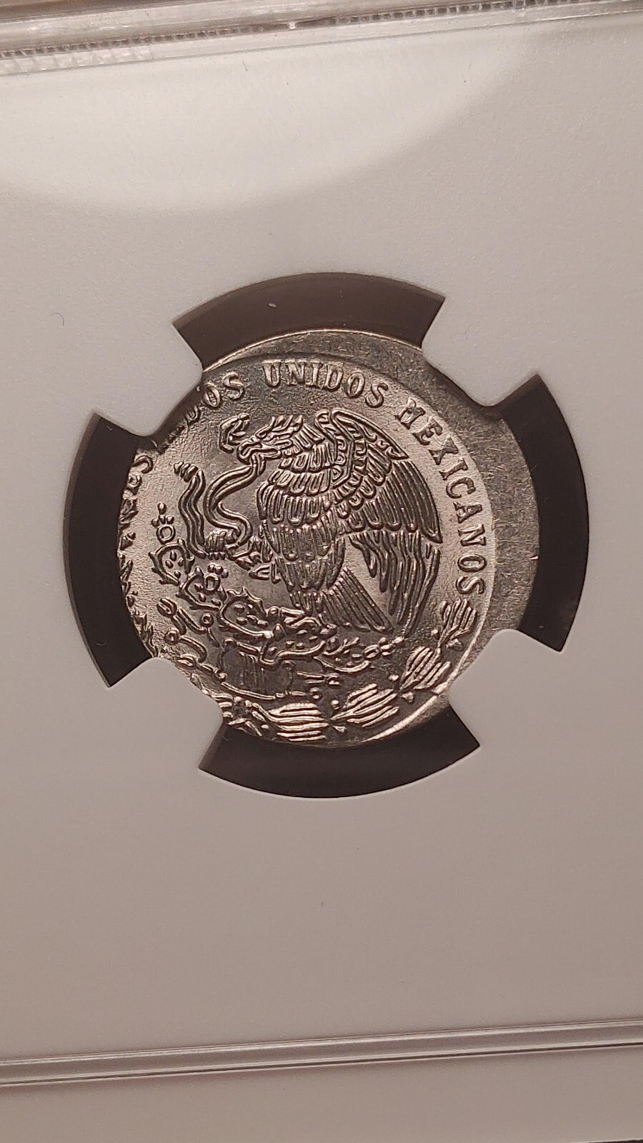 1981 Mo Mexico 20 Centavos Mint Error NGC MS63 Struck Off Center Closed 8 2111