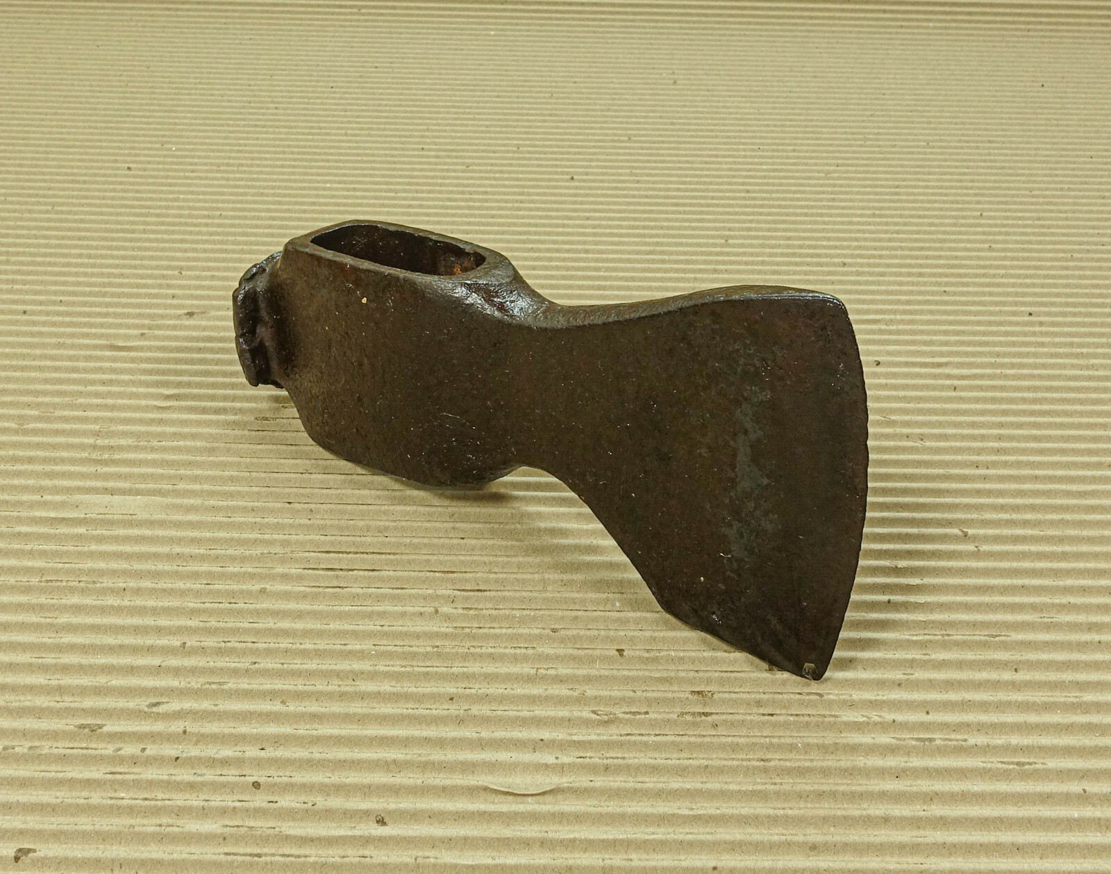 VTG RARE WW2 WWII GERMAN  AXE HATCHET TOMAHAWK HUNTING TOOL
