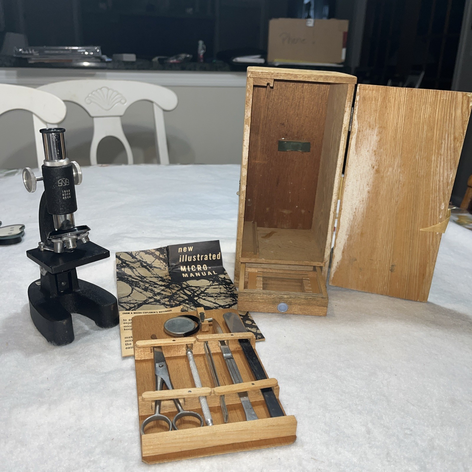 Vintage Shin Nihon Sangyo Microscope Japan (B)