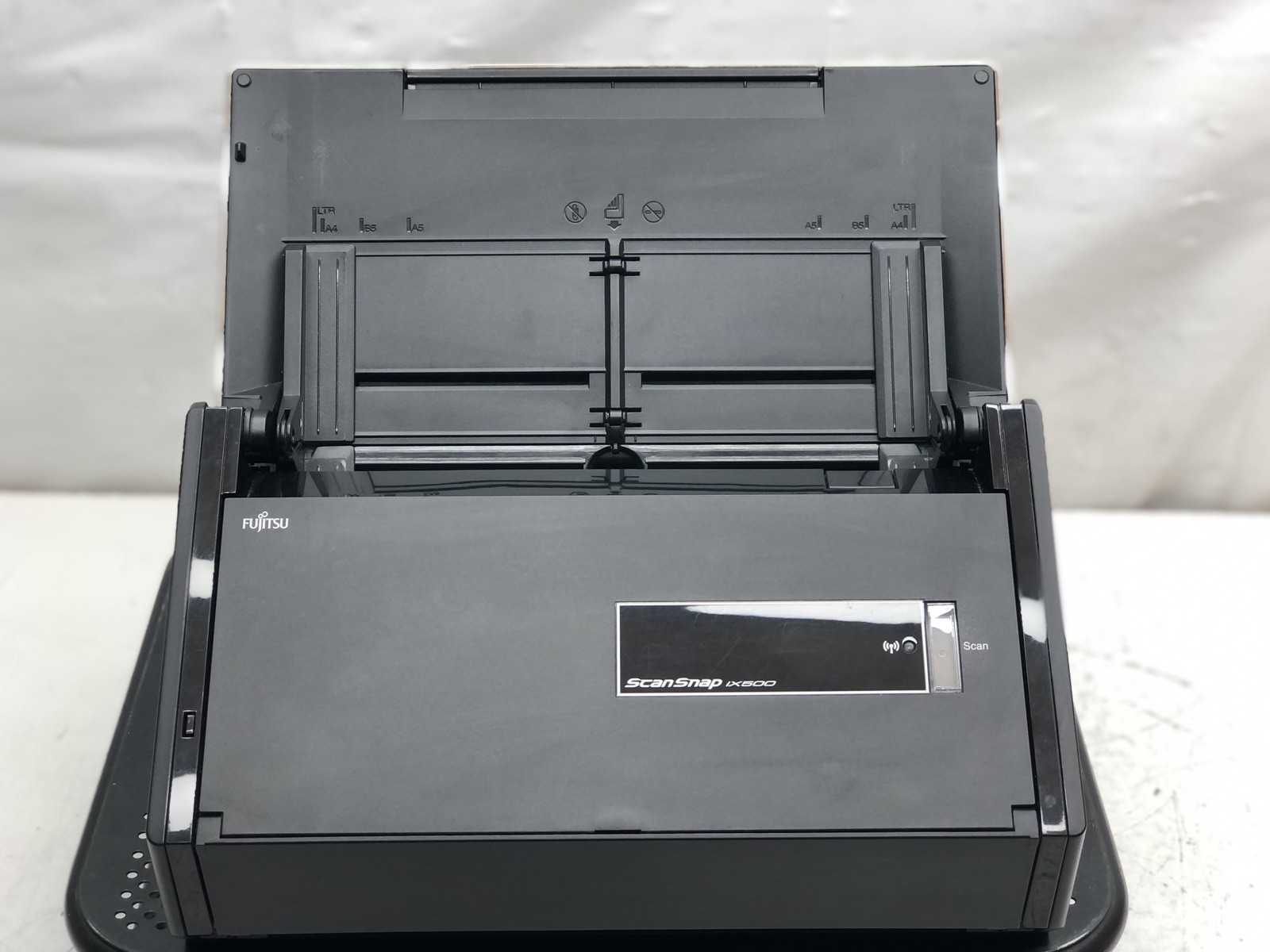FUJITSU SCANSNAP iX500 DOCUMENT SCANNER WITH USB-B CABLE PA03656-B005