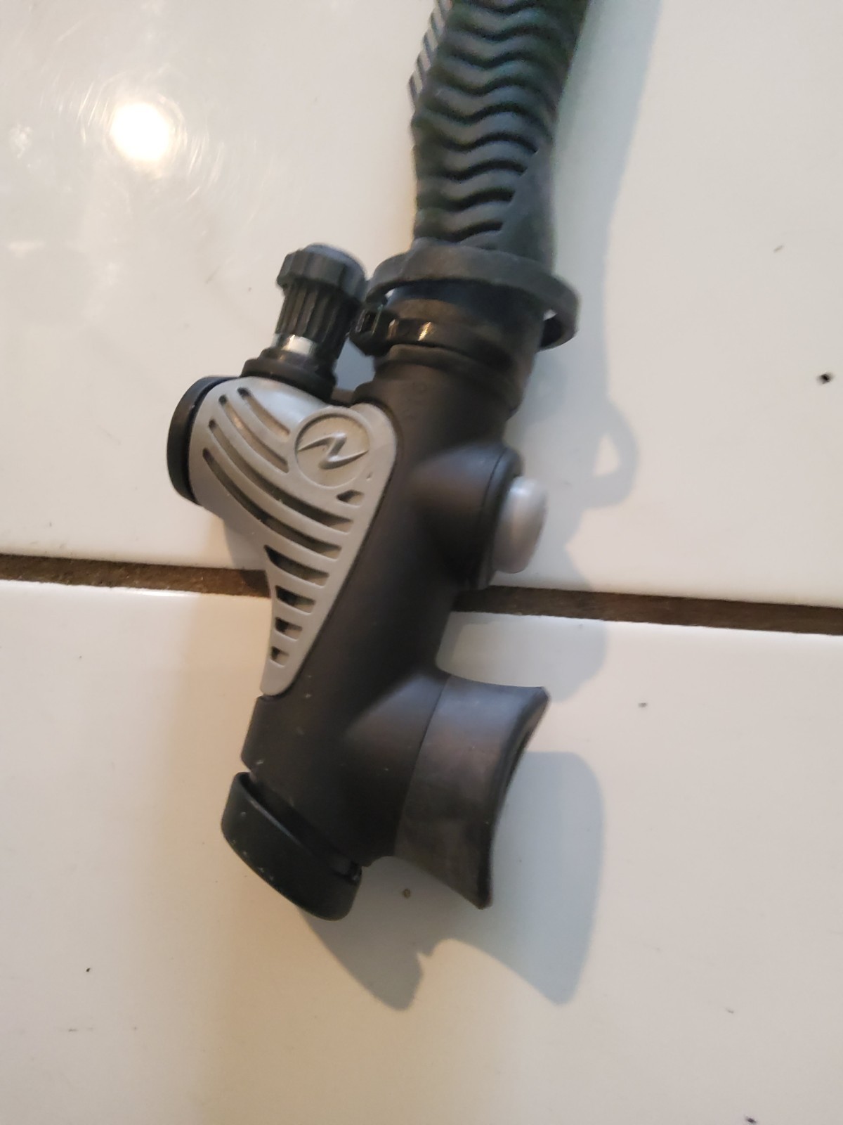 Aqua Lung Air Source Inflator Scuba Dive .