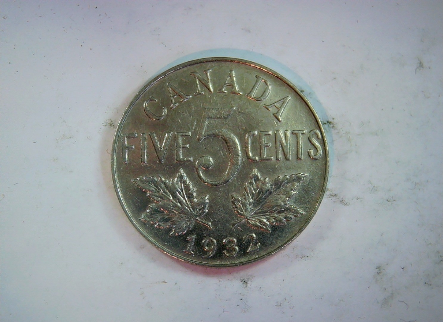 Canada 1932 5 Cents George V 5 Cents (Maple Leaves reverse) Coin