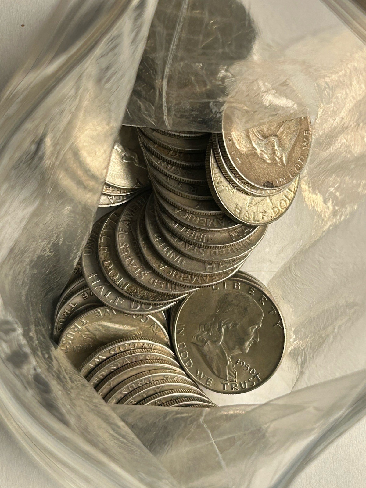 Lot of 30 Franklin Silver Half Dollar Coins $15 Face Value!     L8
