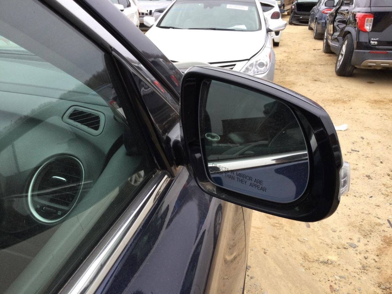 QX60 2017 Glove Box 4937677