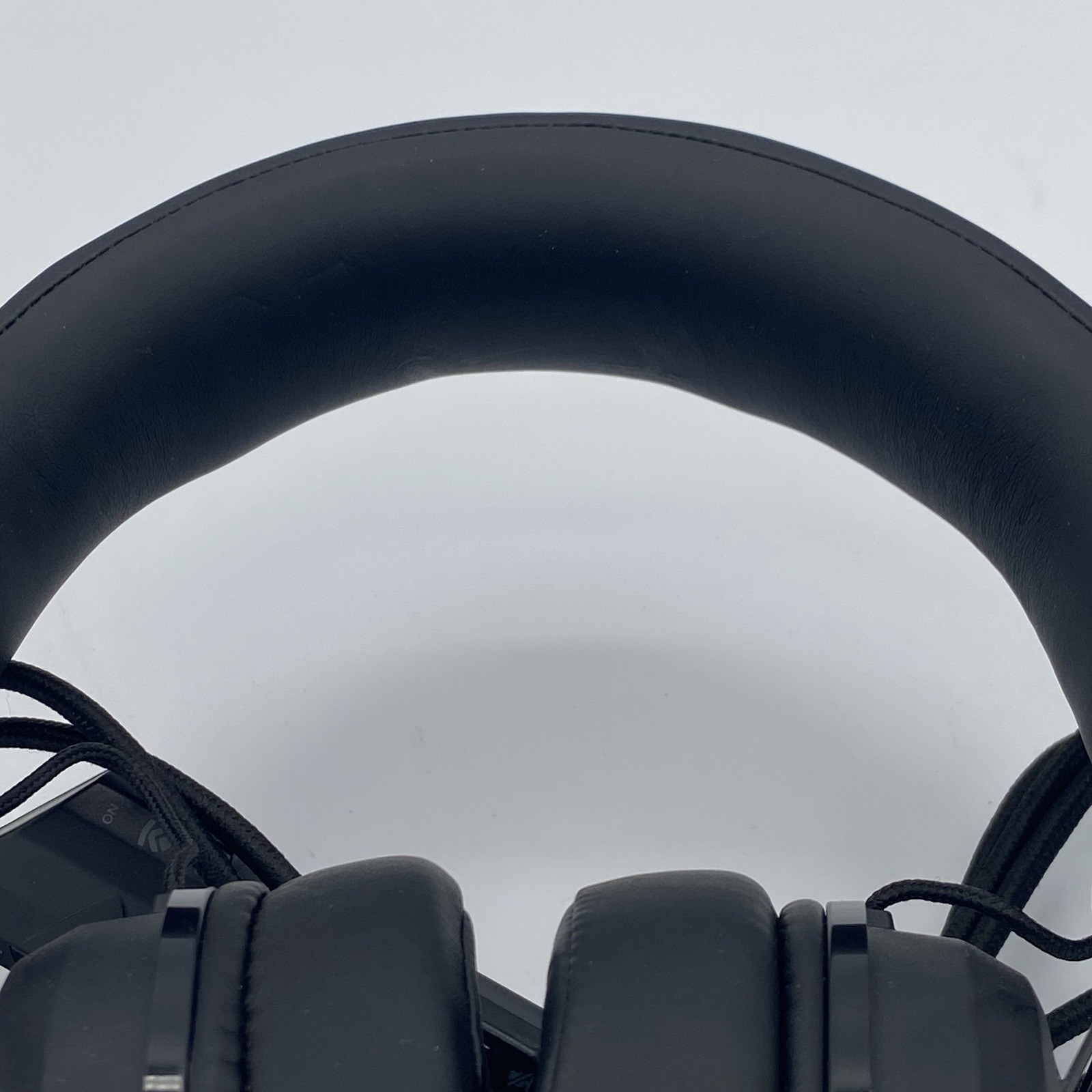 Eluktronics Covert Cans Wireless Gaming Headset