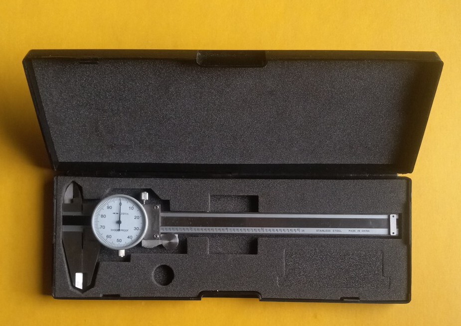 Cen-Tec 6 inch Dial Caliper