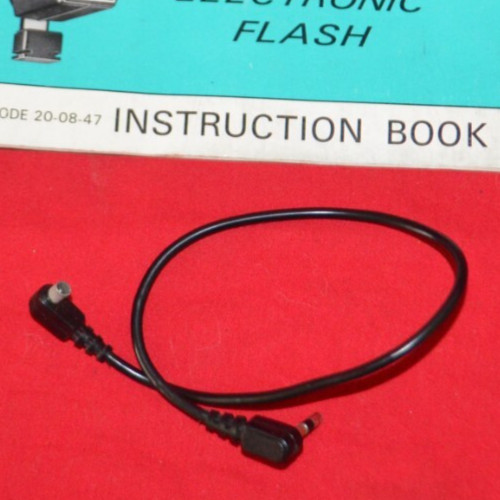 Vintage Focal Maxi C Computer ElectricAutomatic Camera Flash w/Cord Untested