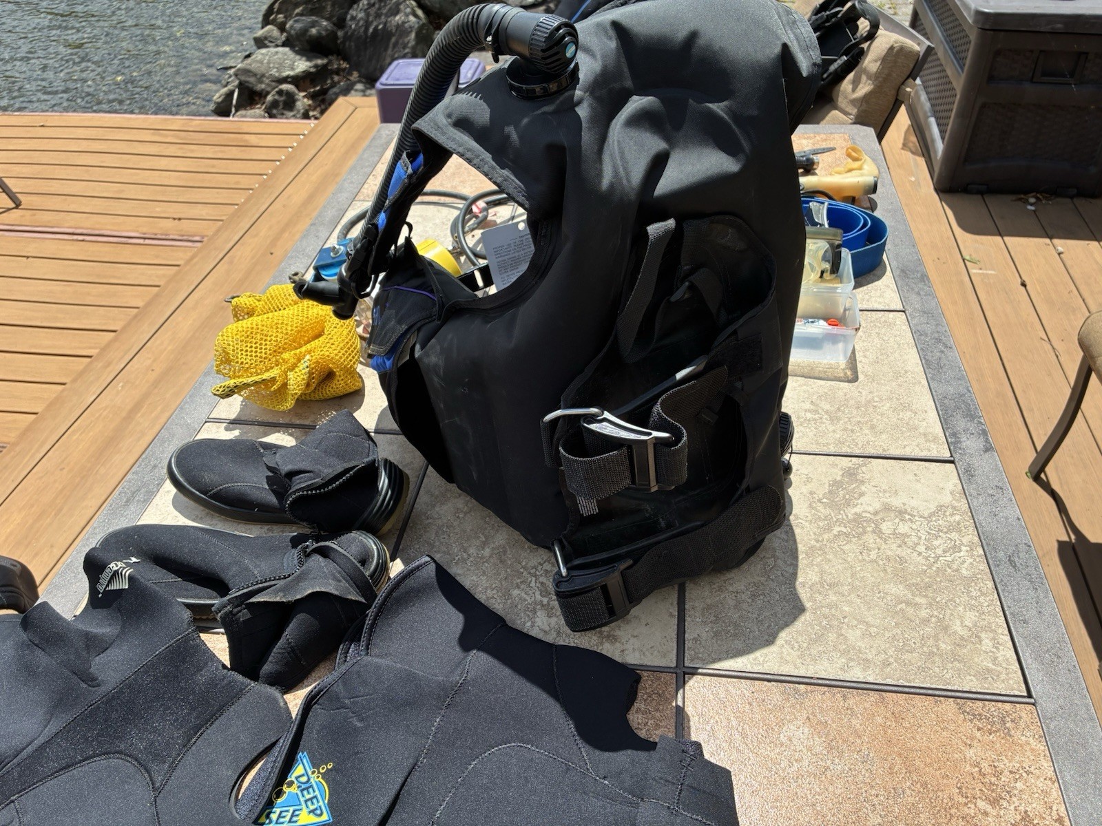 Sherwood Spirit Scuba BCD w/ Wetsuits Mask Snorkel Regulators
