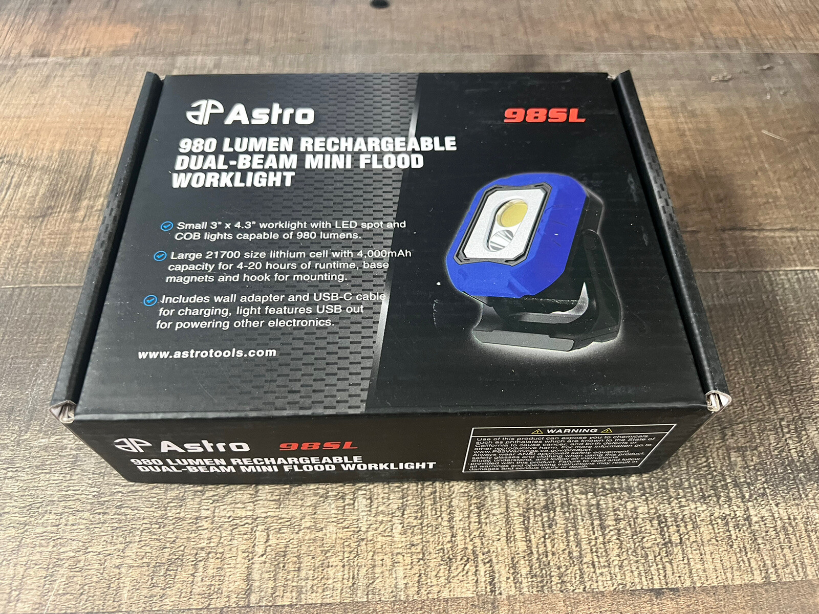 98SL Astro Pneumatic Rechargeable 980 Lumen Dual-Beam LED Mini Flood Worklight