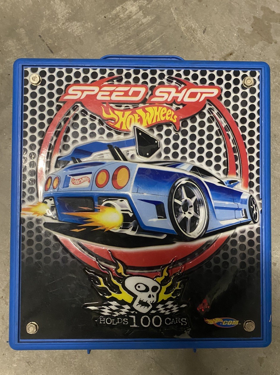 Mattel Hot Wheels 2004 Speed Shop 100 Car Case TARA Toy Corp. Style #20375 USA