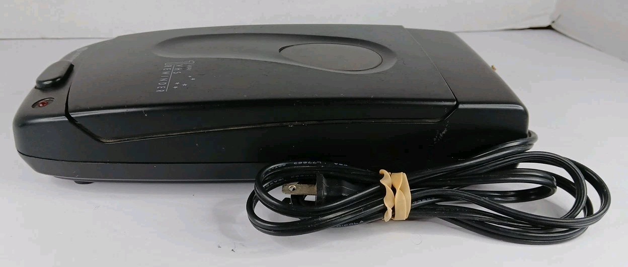 Kinyo 1 Way VHS Video Cassette Rewinder No. 127769 AC117V