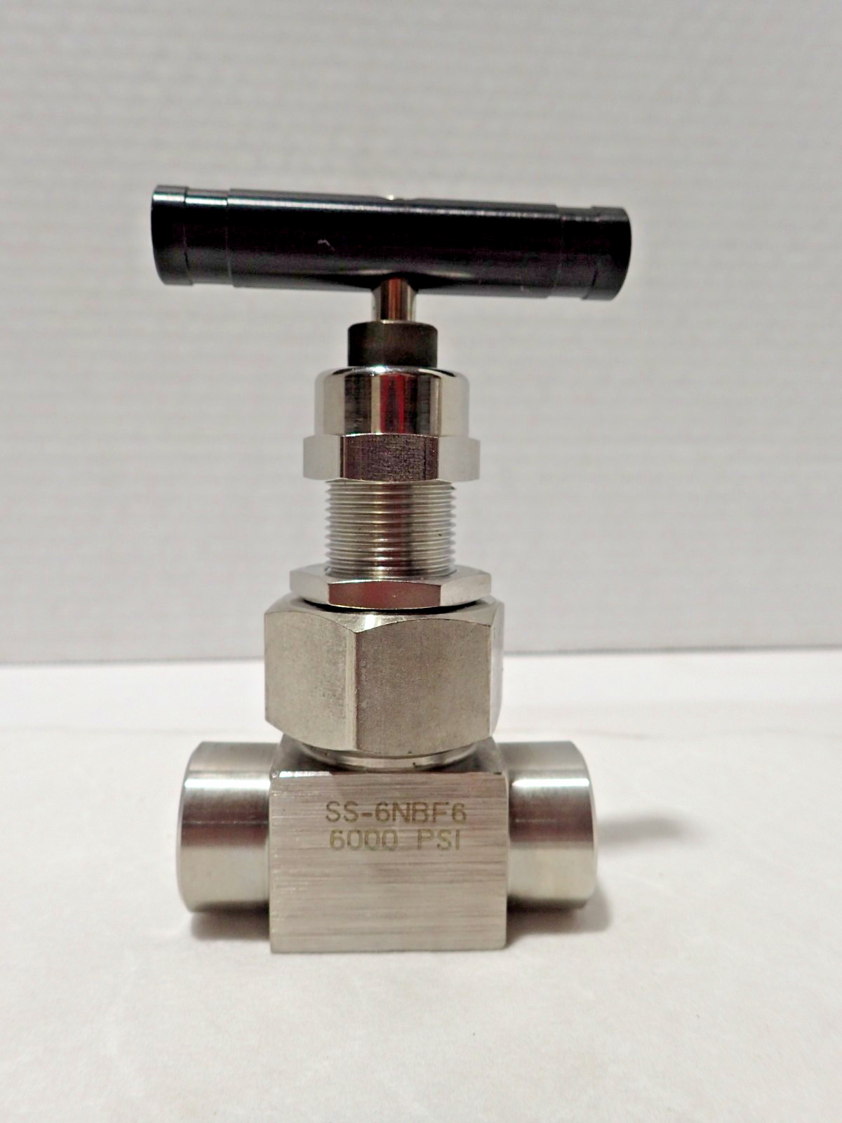 Whitey SS-6NBF6 Needle Valve 6000 PSI . FREE SHIPPING!