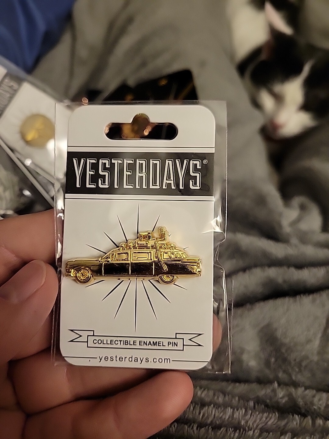 SDCC 2024 Yesterdays Chase GOLD 1959 Cadillac Pin Ghostbusters Ecto-1