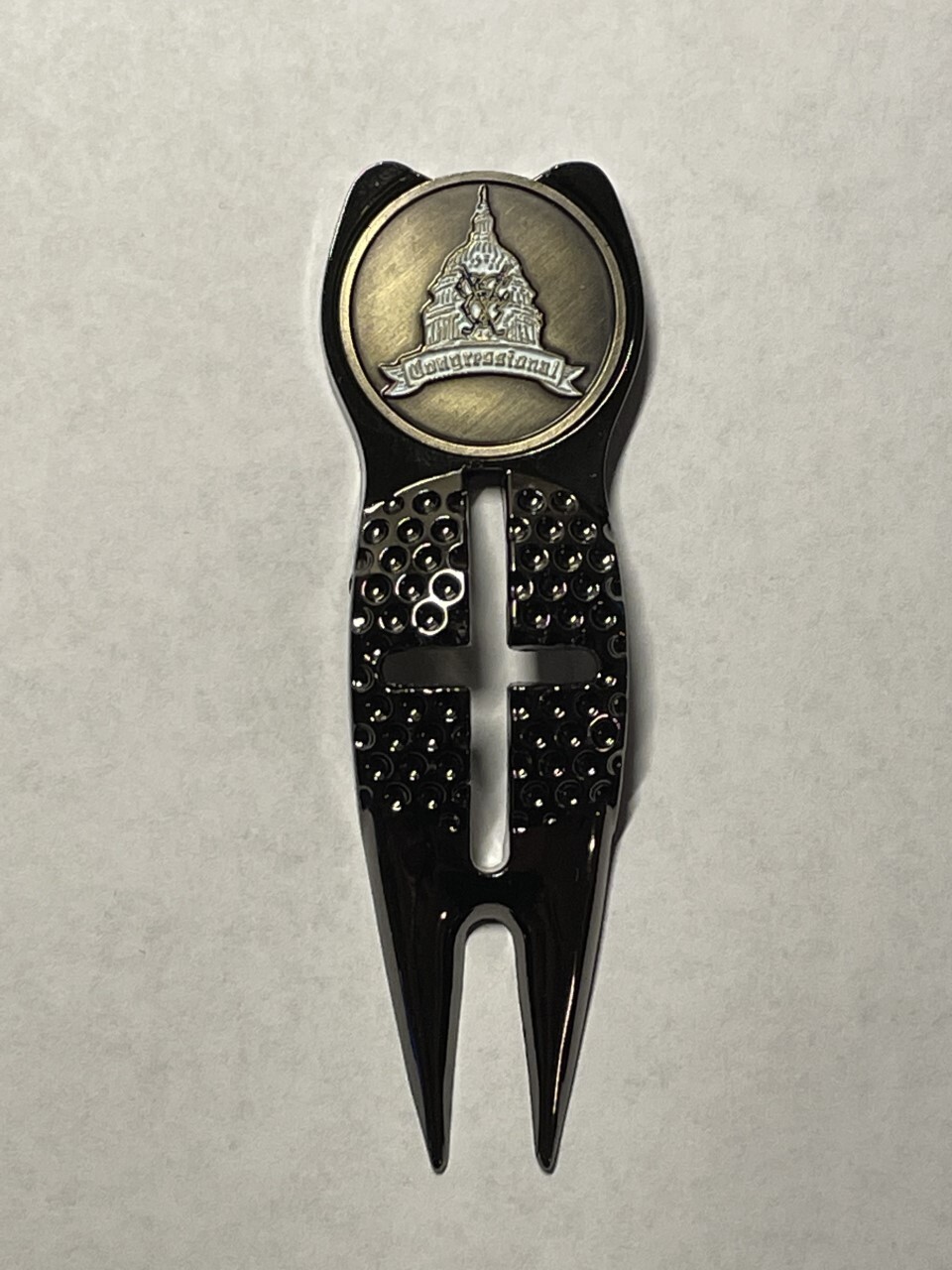 Rare Congressional Country Club Crosshairs Divot Tool & 1" Coin Golf Marker