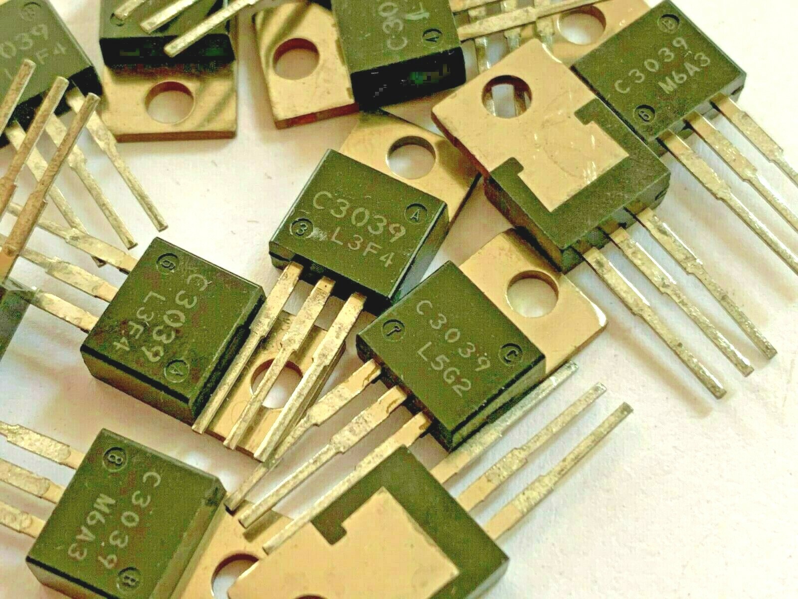 10 Pieces |  2SC3039 Original New Sanyo  NPN Transistor