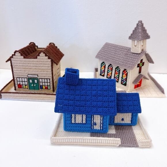 PLASTIC CANVAS Christmas VILLAGE Lot of 3 Church Buildings houses Collectible