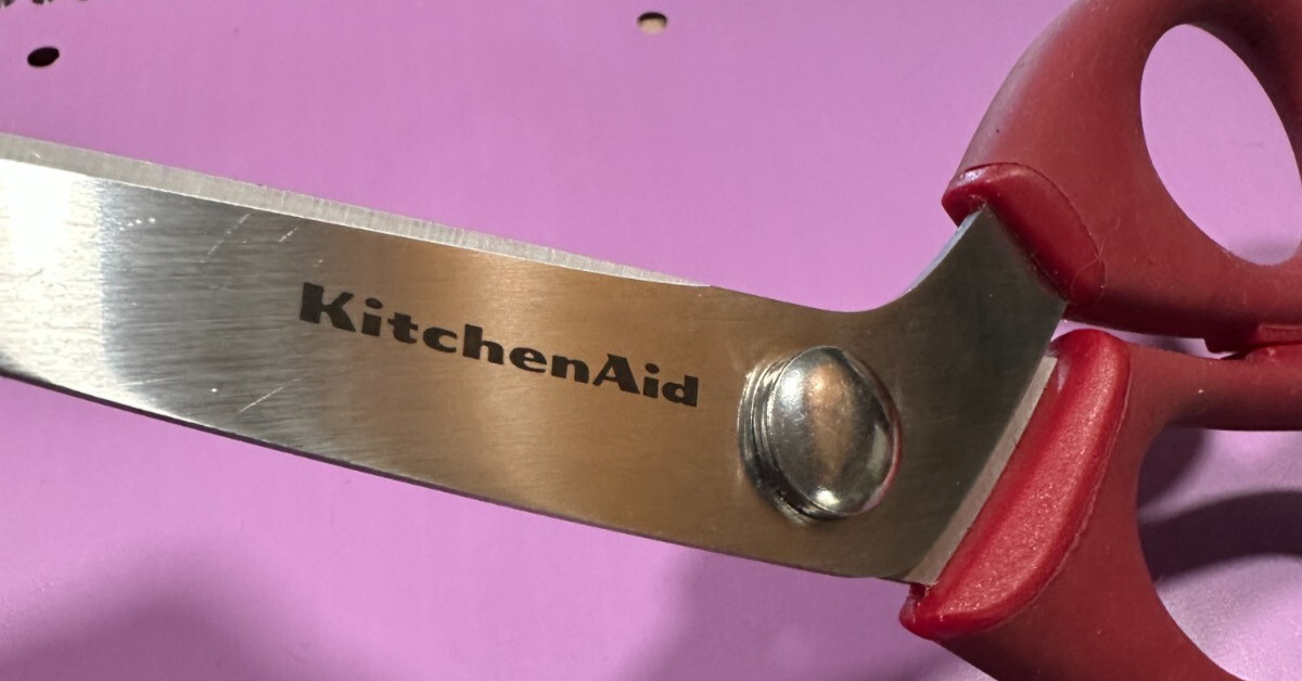 Kitchen Aid Kitchenaid Bent Shears Red HTF Rare Soft Grip 5" Blades