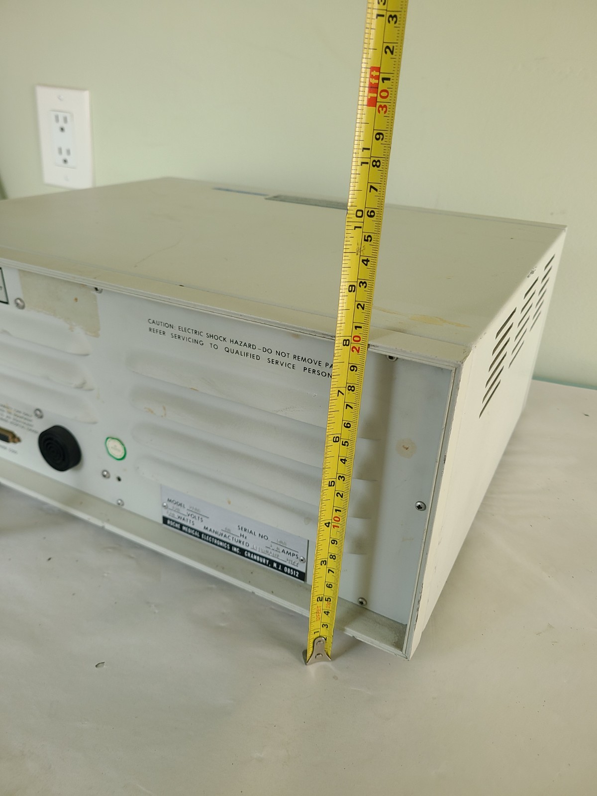 Vintage Model 2106 FETASONDE unit ROCHE, Powers Up, AS IS UNTESTED