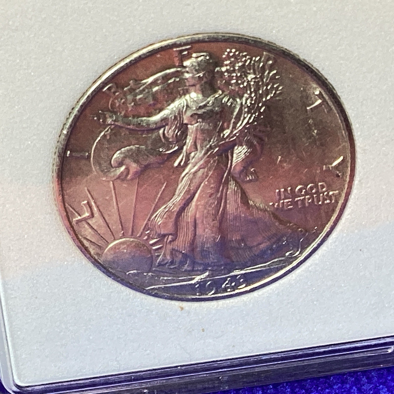 1943 WALKING LIBERTY 🗽 HALF 💰 UNCIRCULATED GRADABLE