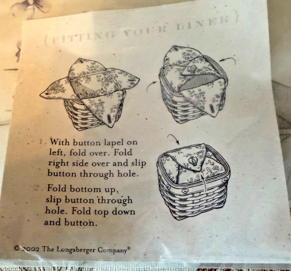 Longaberger 2002 Sweetest Gift Small Basket Combo ~ BLPL tie on #1
