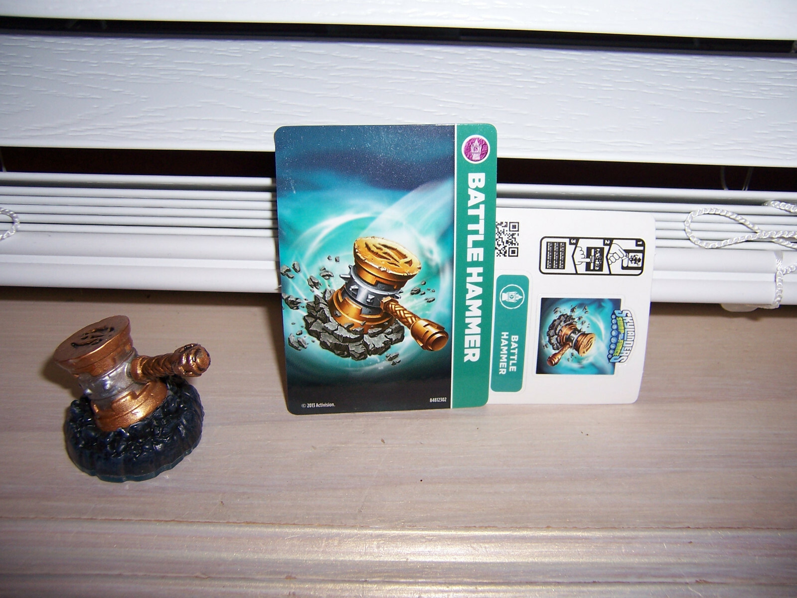 Skylanders Swap Force BATTLE HAMMER Figure With Stat Card & Sticker
