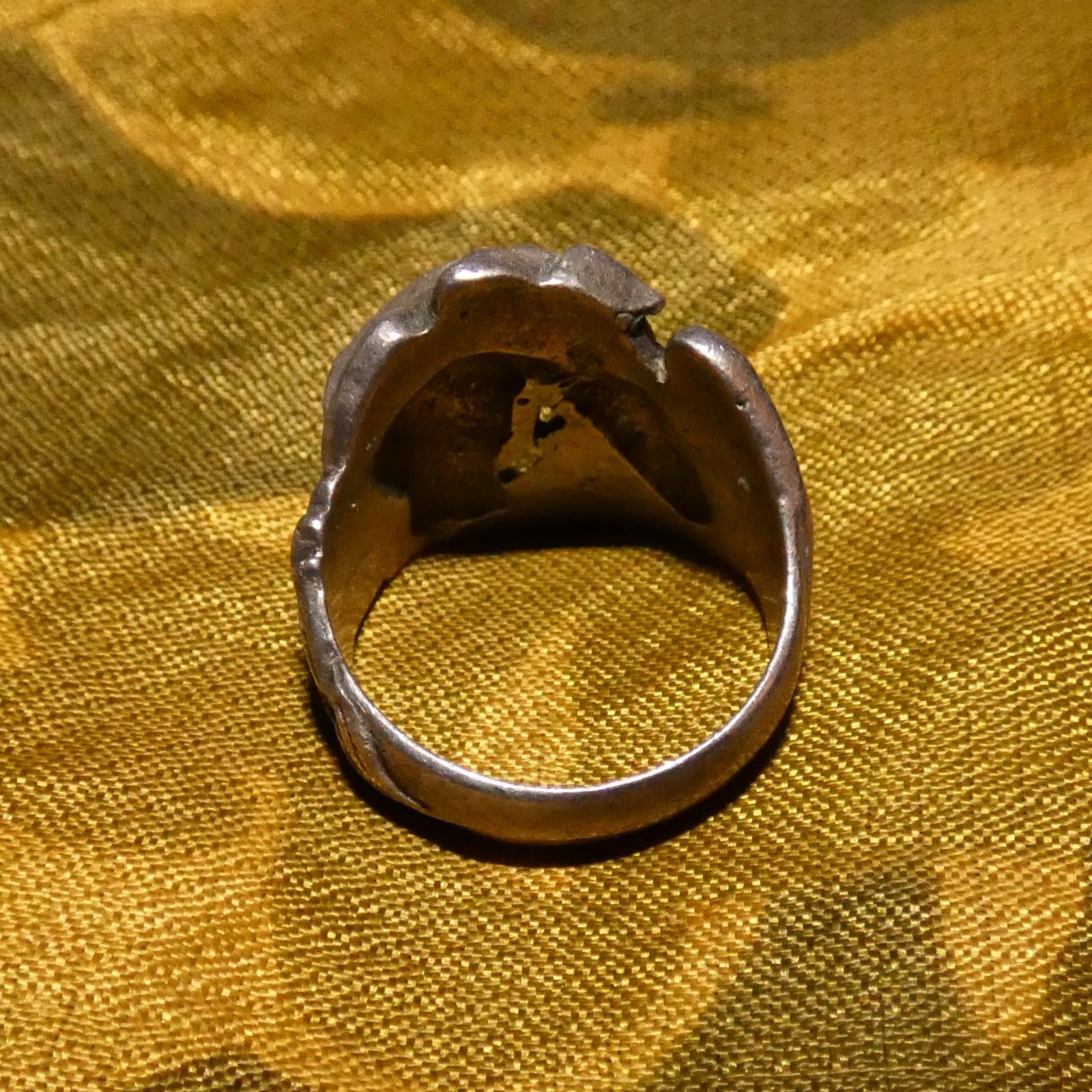 Original WW2 Period General Douglas MacArthur Sterling Silver Ring
