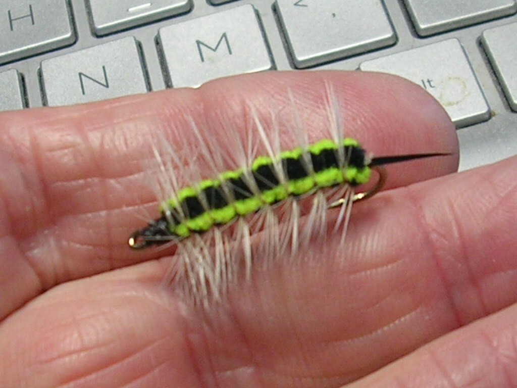 Verduin's Catawba  Worm -  brim perch bluegill panfish flies