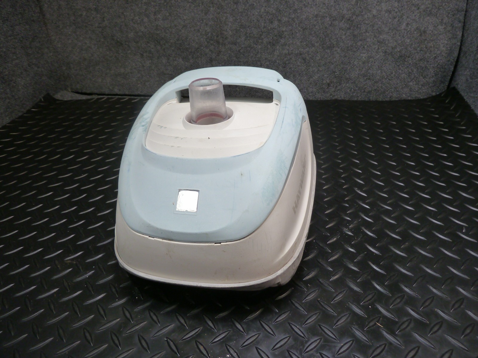 Hayward Navigator v-flex  Pool Cleaner blue