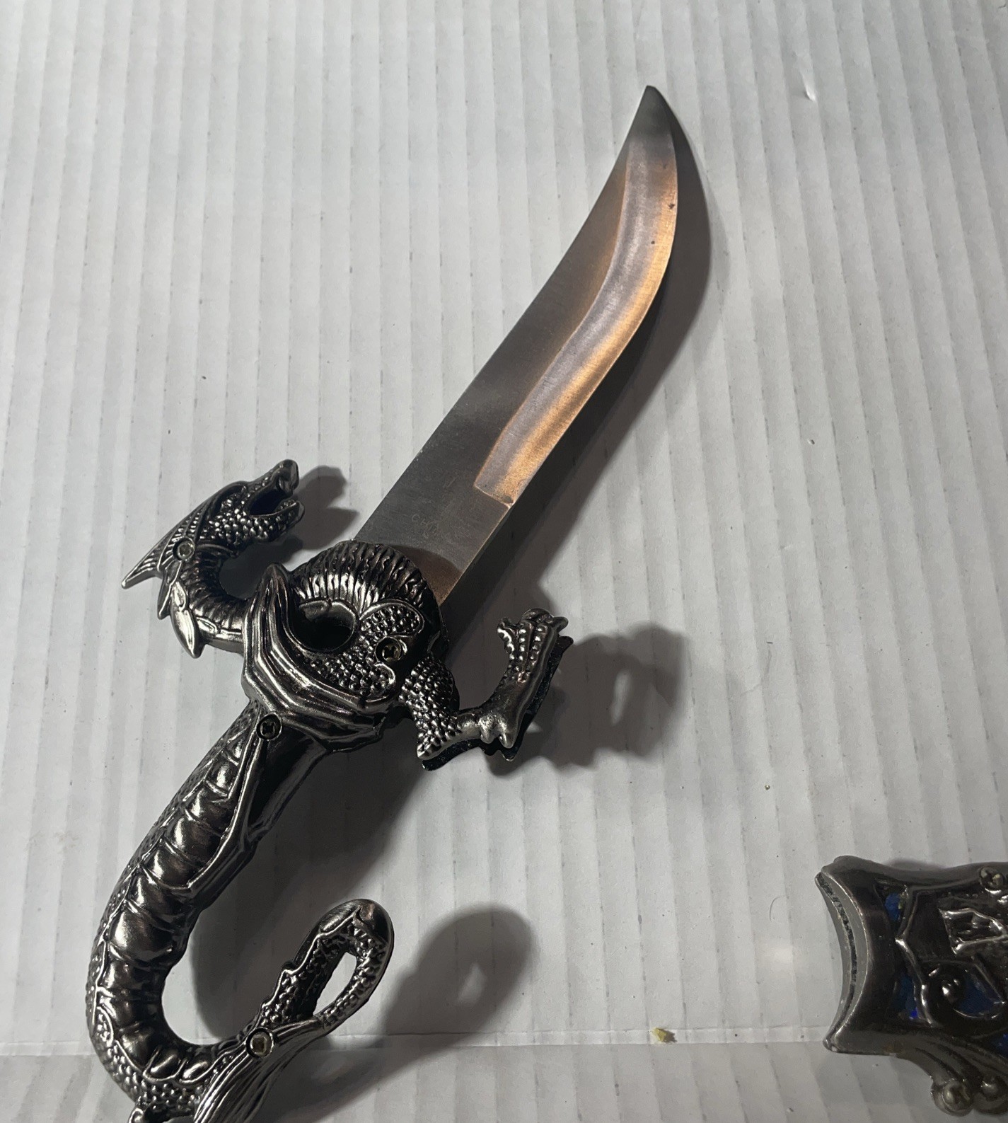 10" Collectible Fantasy Blue Dragon Dagger Knife Blade Ornate Standing Steel