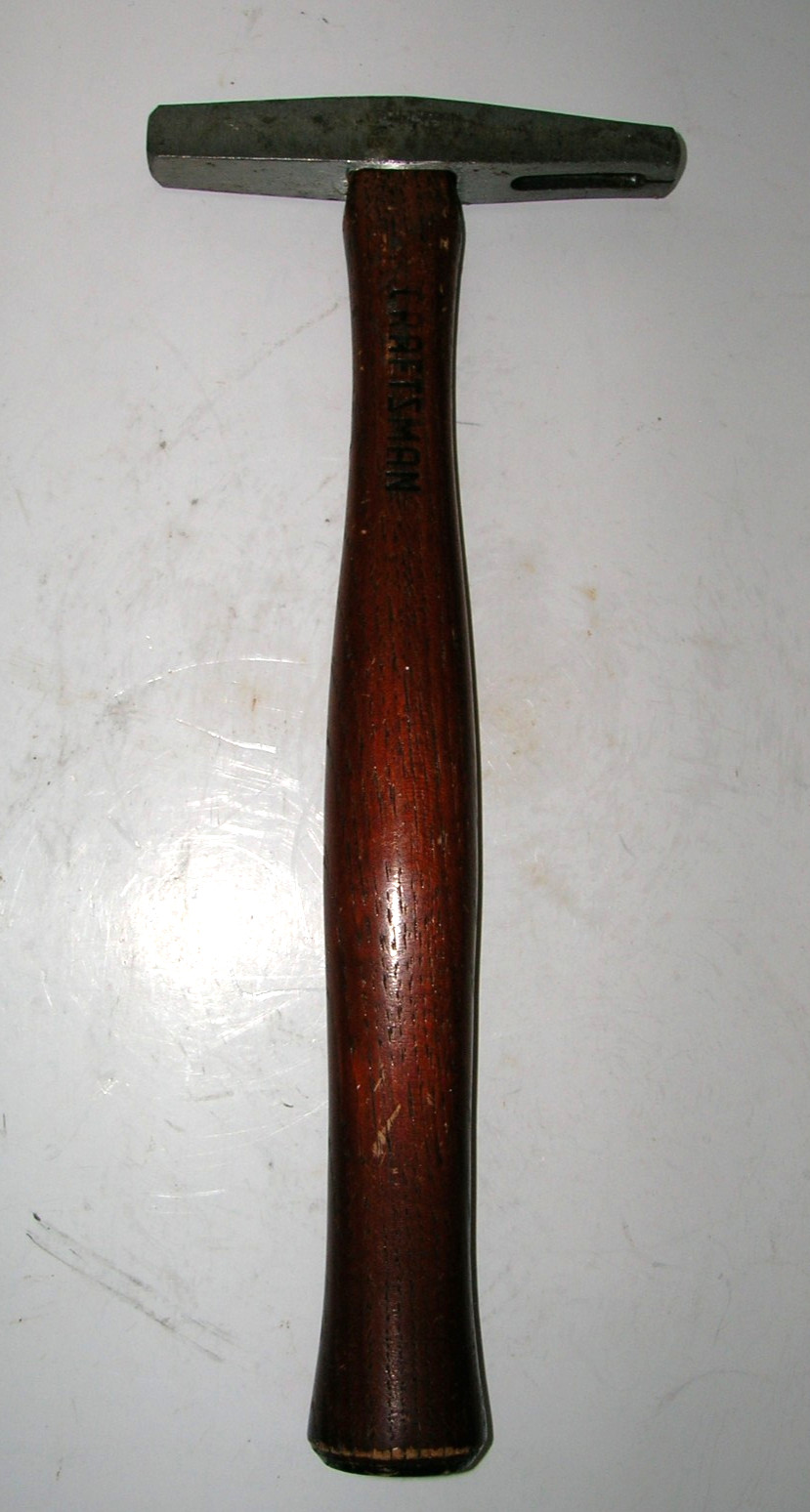 Craftsman Professional Upholstery Tack Hammer Magnetic w Hickory 38101 5 Oz.