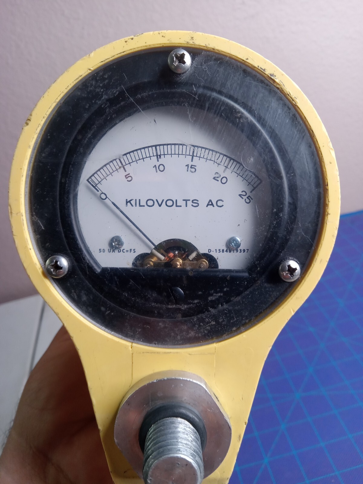 White Safety Line Voltage Detector (Bierer Analog Voltage Detector) UNTESTED