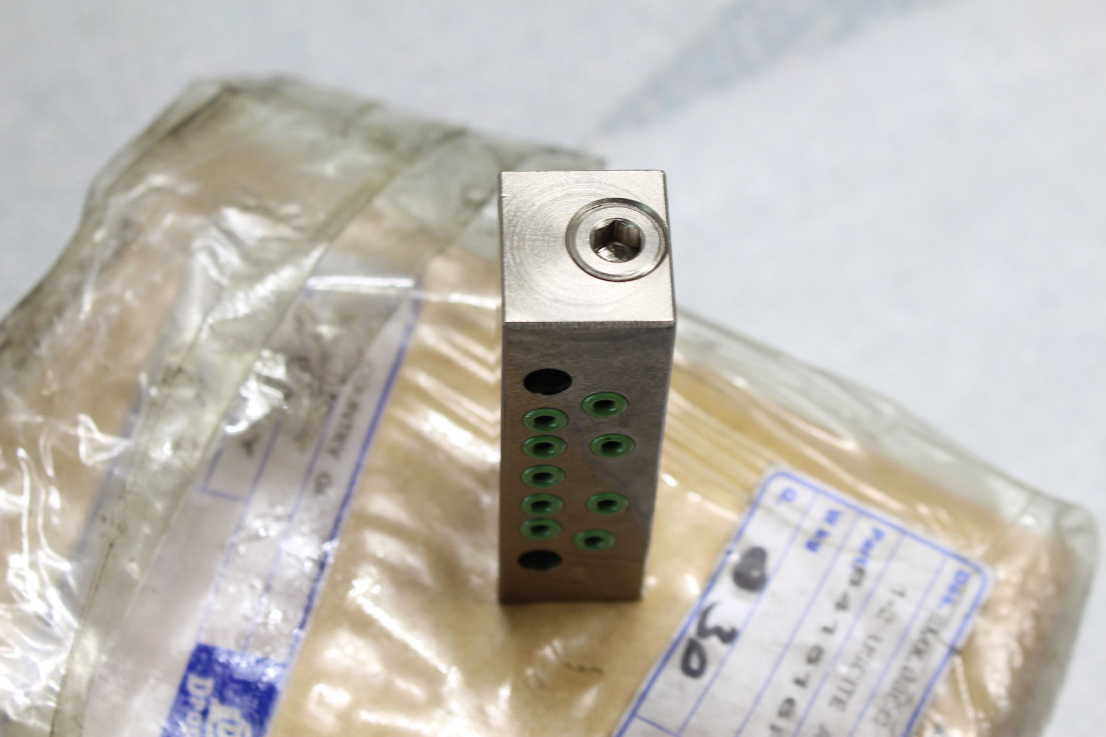 DropsA SMX-08 .08 CC Modular Distributor Divider Block Valve Metering Element