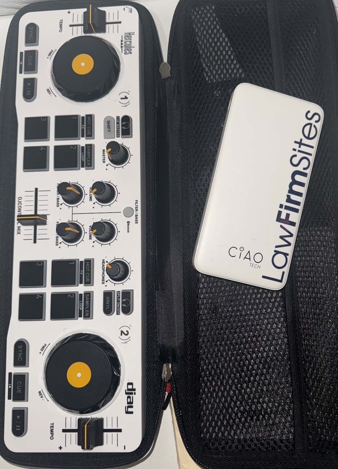 Hercules DJControl Mix Wireless Double Deck Controller - White