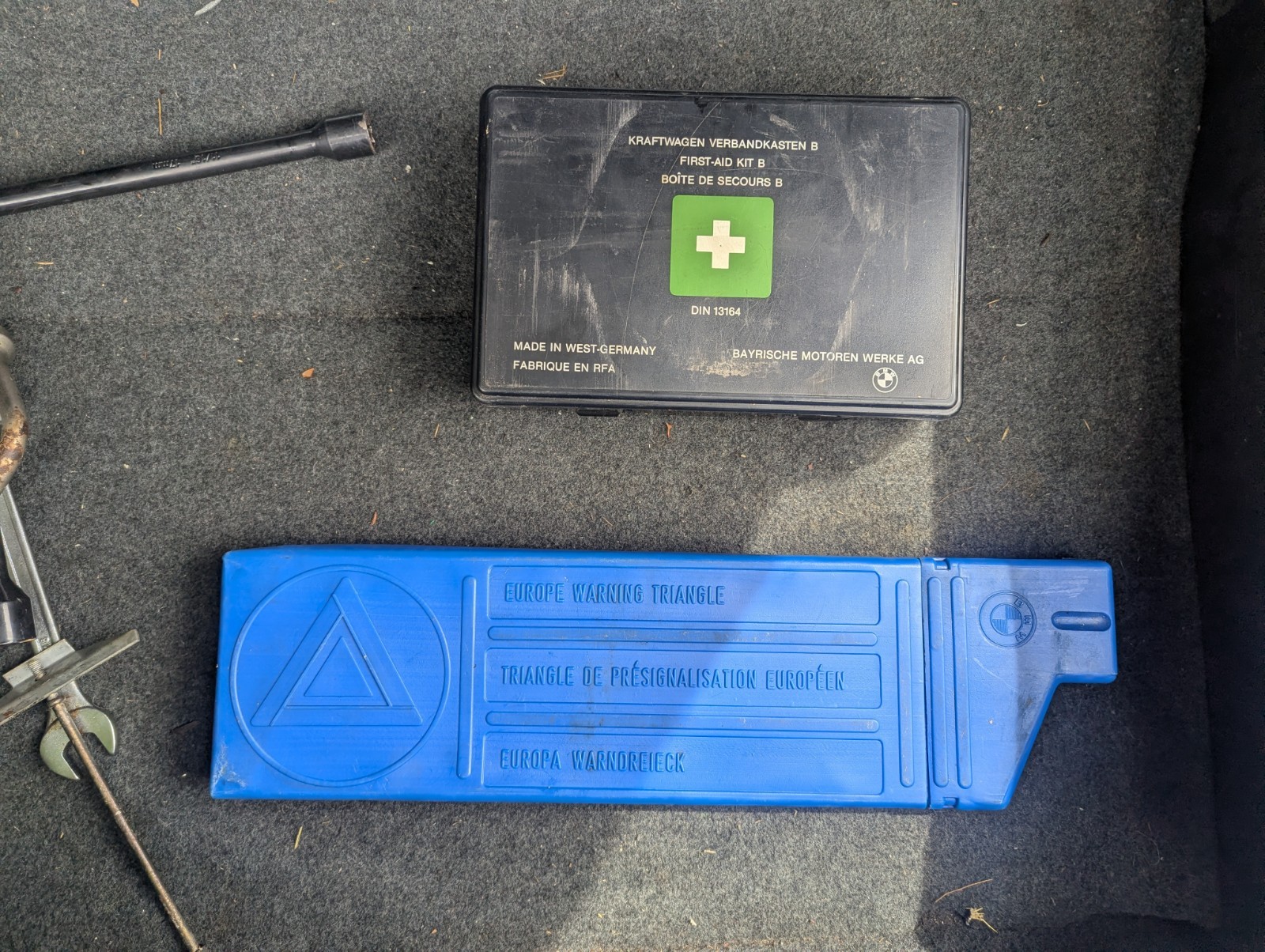BMW E30 Emergency Kit Emergency Kit