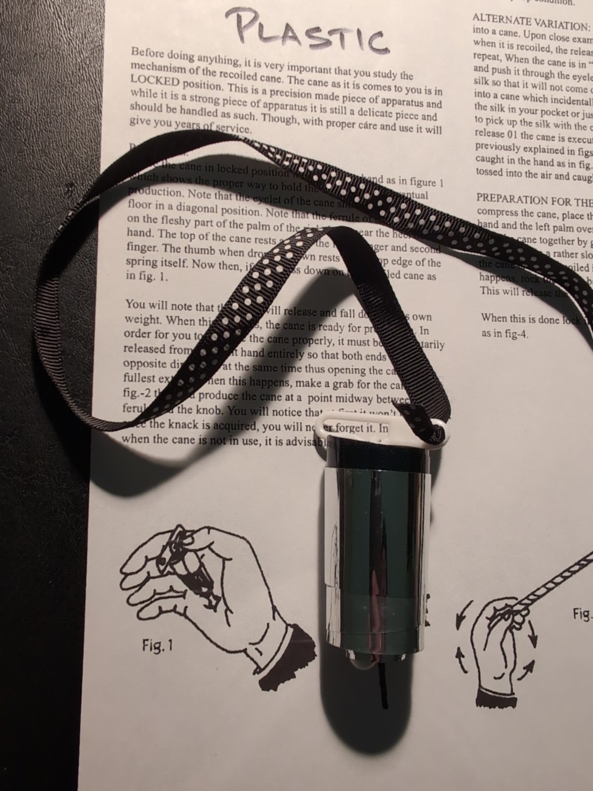 BLACK APPEARING CANE (silver top) - Plastic Magic Trick